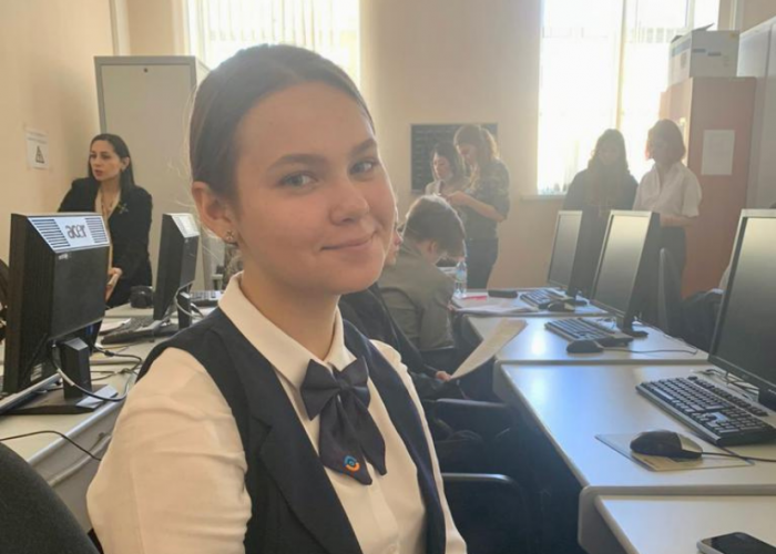Ученица 8.1 класса приняла участие в городской конференции «Мосты дружбы»